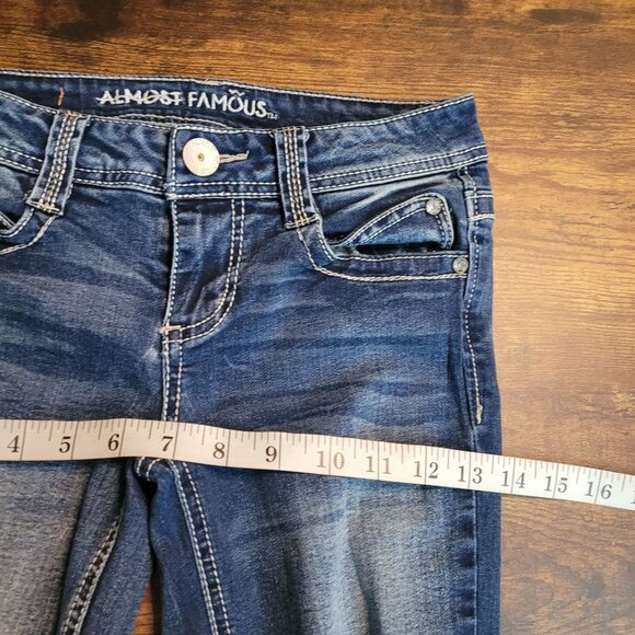 Almost Famous Jeans Size 0 Skinny Low Rise Embellished Stretch Denim - Picture 6 of 10